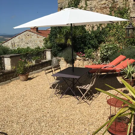 Couette-café La Charmeraie Montpeyroux (Puy-de-Dome)